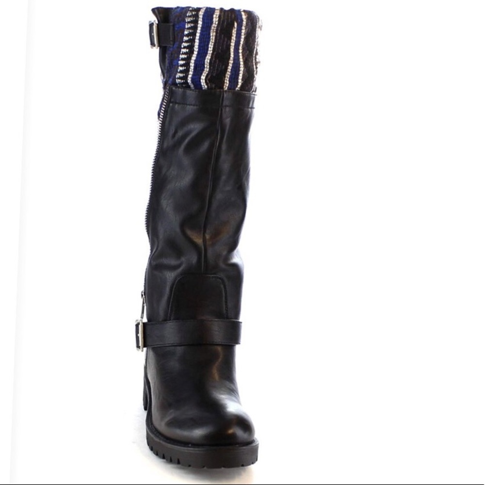 Boots with Aztec Pop print Mid Calf - Picture 7 of 7